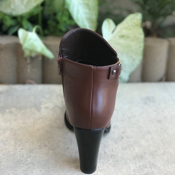 Ladies multi ankle chain chunky heels booties - Picture 3 of 8